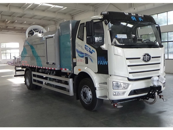 10方純電動多功能噴霧車 10方純電動多功能噴霧車